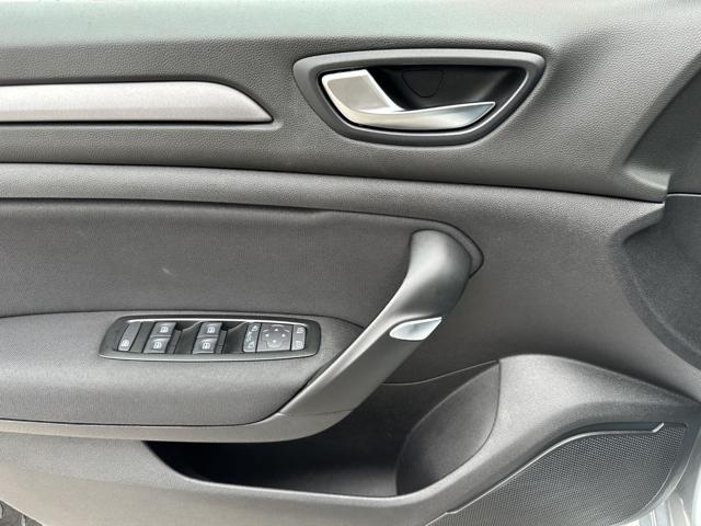 RENAULT Megane Mégane Sporter Blue dCi 115 CV EDC Equilibre