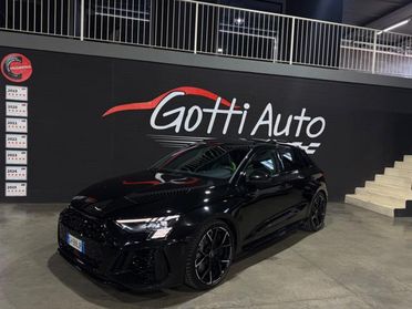 AUDI RS3 UNICOPROPRIETARIO CARBOCERAMICI ALLESTIMENTO UNICO