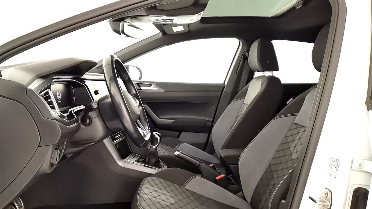 VOLKSWAGEN Taigo - Taigo 1.0 tsi R-Line 110cv