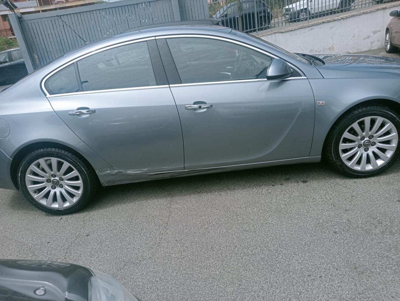 Opel Insignia 2.0 CDTI 4 porte
