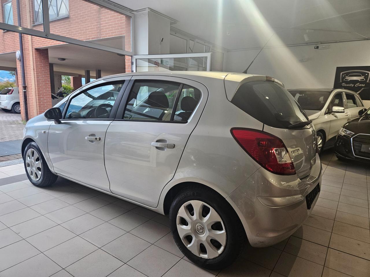 Opel Corsa 1.2 5 porte Elective