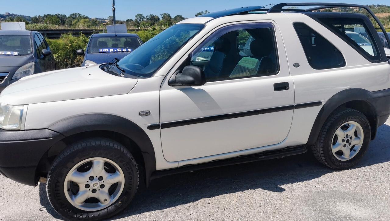 Land Rover Freelander 2.0 Diesel 4x4 AUTOCARRO