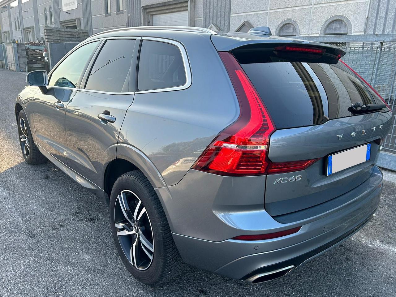 Volvo XC 60 2.0 t4 R-design geartronic