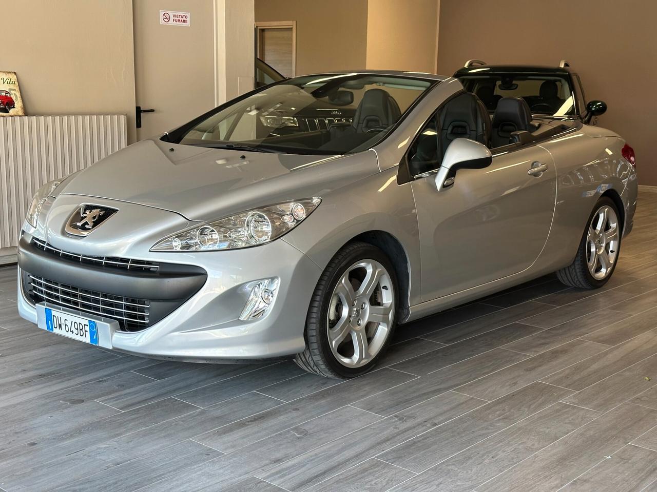 Peugeot 308 CABRIO 2.0 hdi 16v Feline 140cv