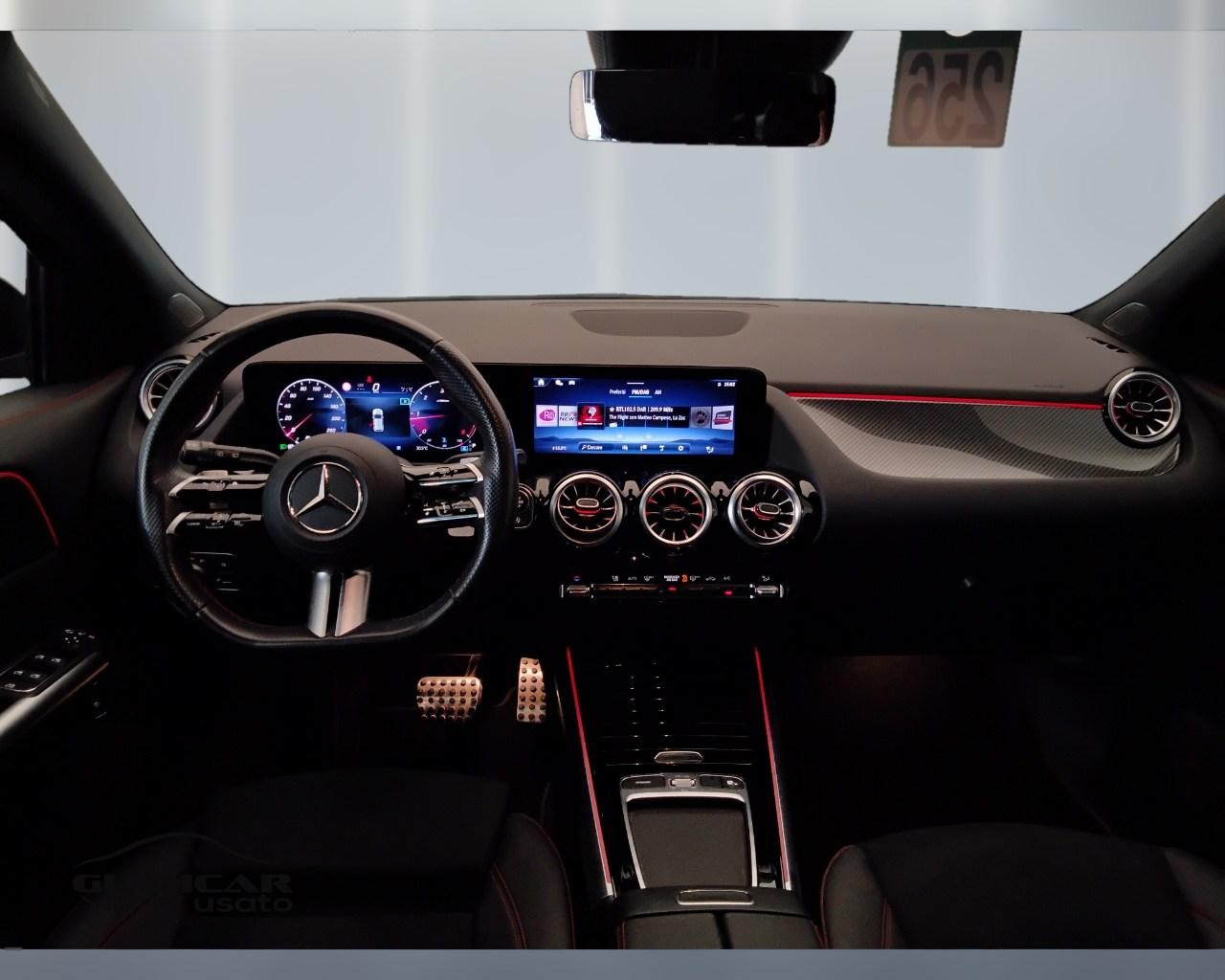 Mercedes-Benz GLA-H247 2023 - GLA 200 d AMG Line Premium 4matic auto