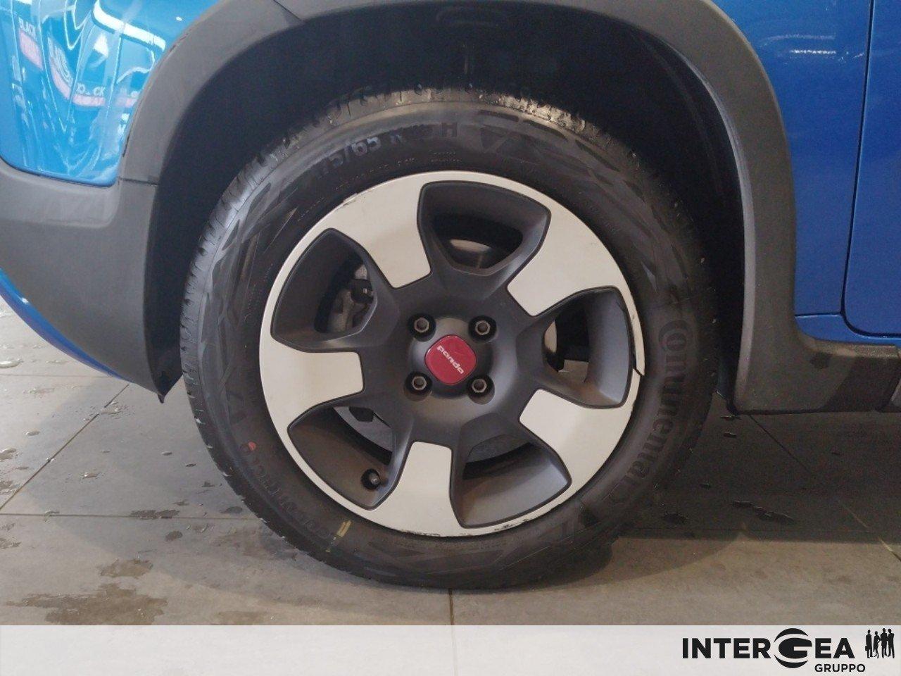 FIAT Panda 1.0 firefly hybrid City Cross s