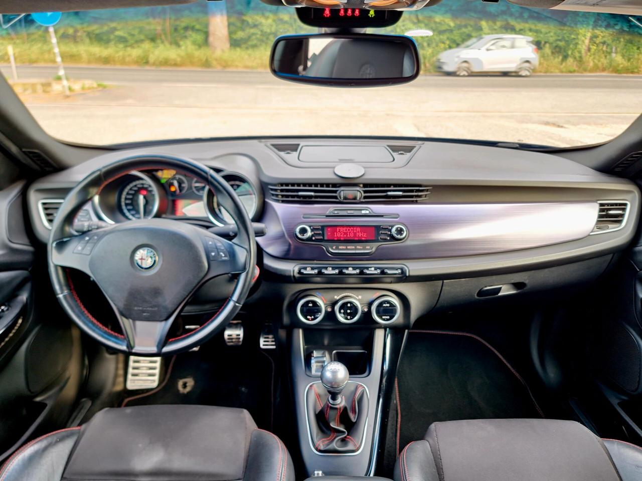 Alfa Romeo Giulietta 1.4 Turbo MultiAir Distinctive 2010-E5 Manuale