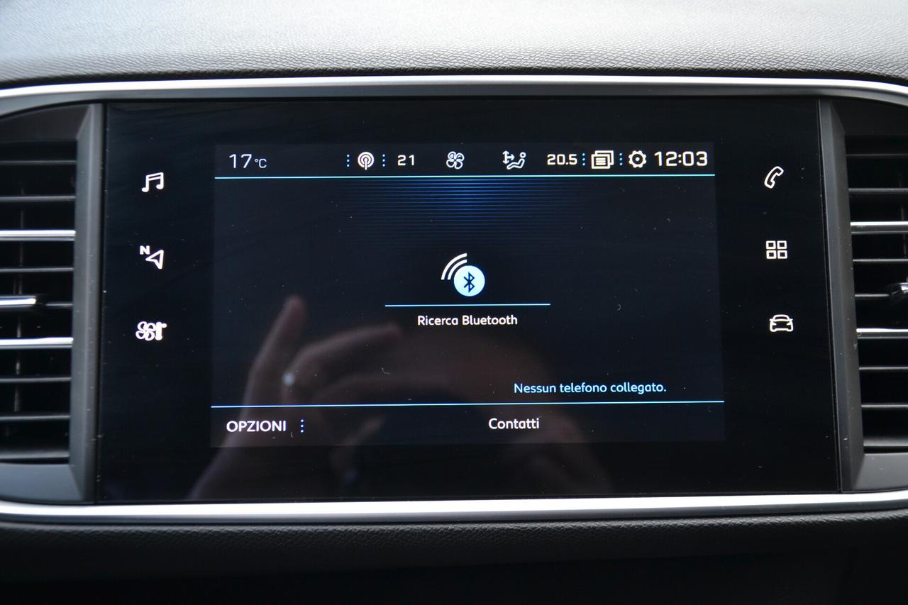 Peugeot 308 1.5 HDI 130CV AUTOM.+LED+NAVI+PDC+CRUISE+PRIVACY+