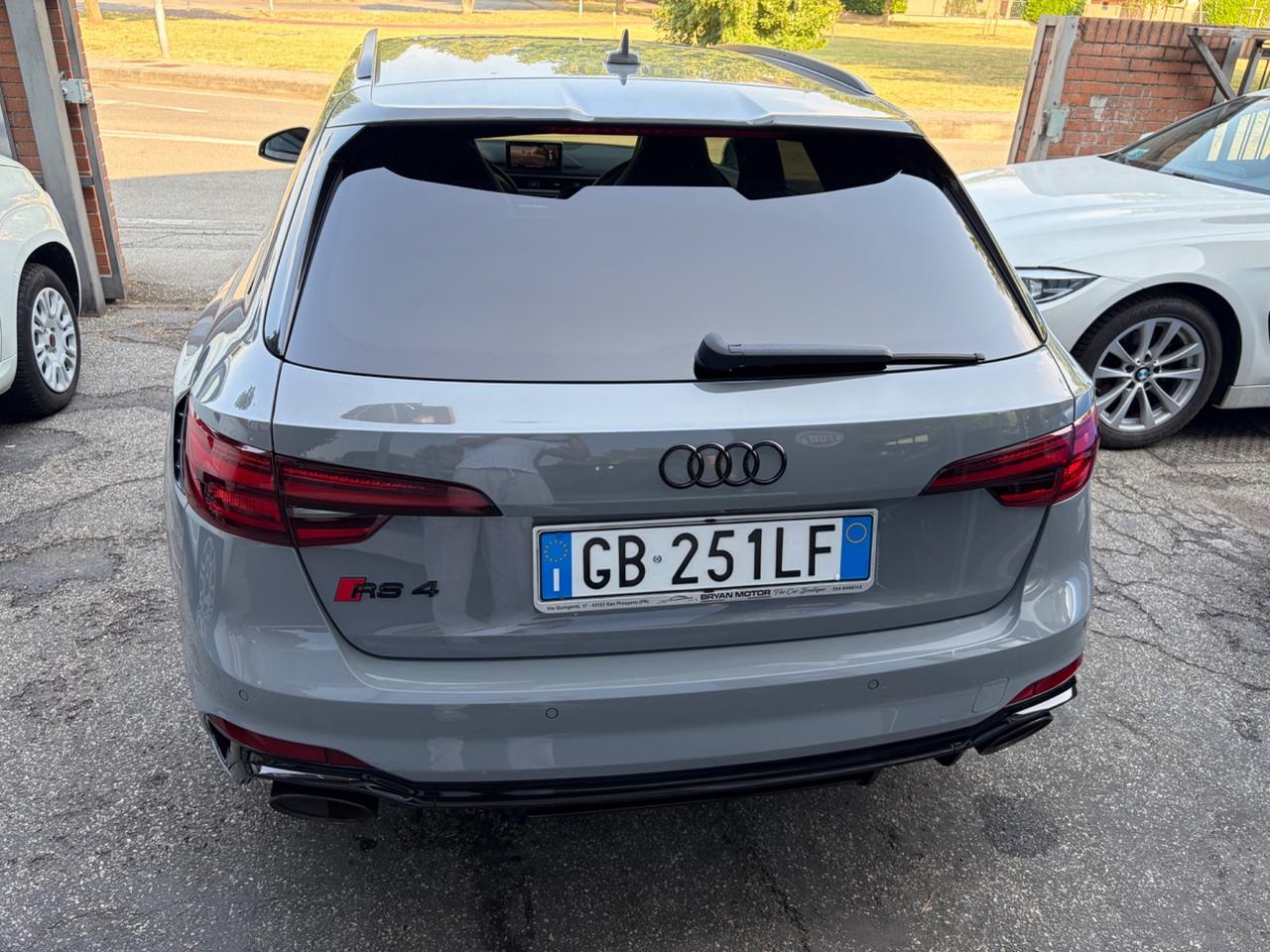 Audi rs4 avant