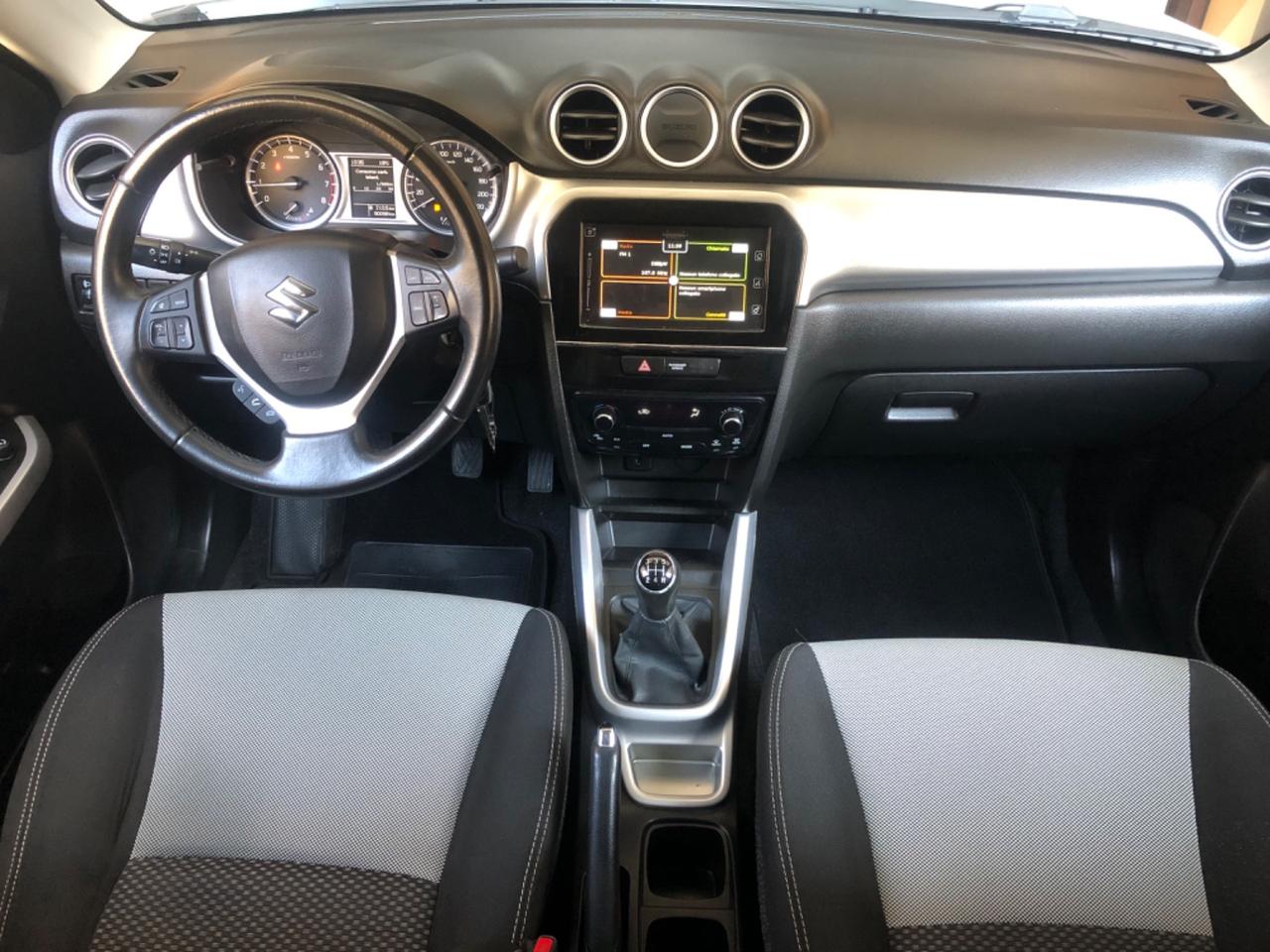 Suzuki Vitara 1.6 VVT A/T V-Top