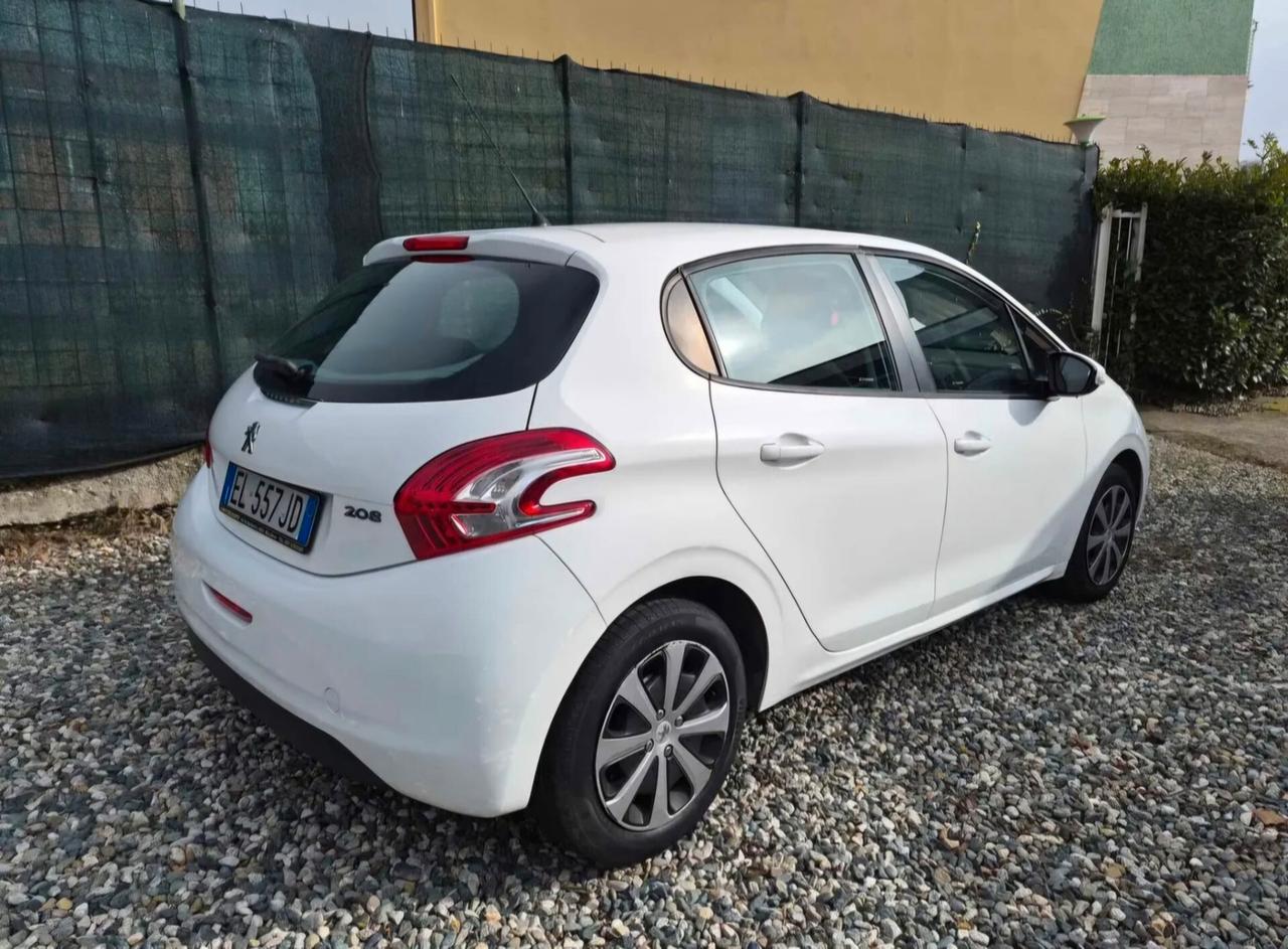 Peugeot 208 1.2 VTi 82 CV 5 porte Allure