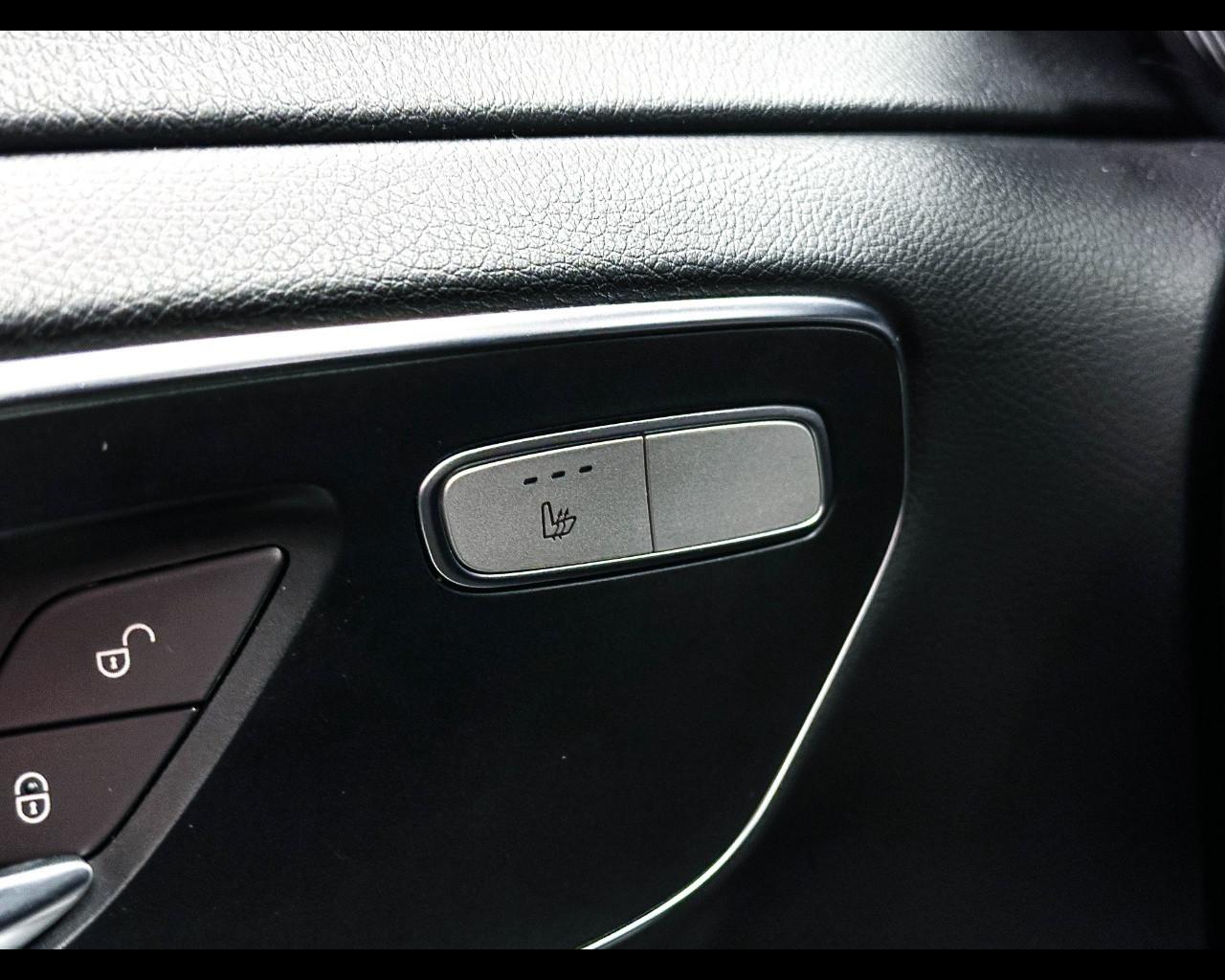 Mercedes-Benz Classe V (W447) - V 220 d Automatic 4Matic Executive Compact