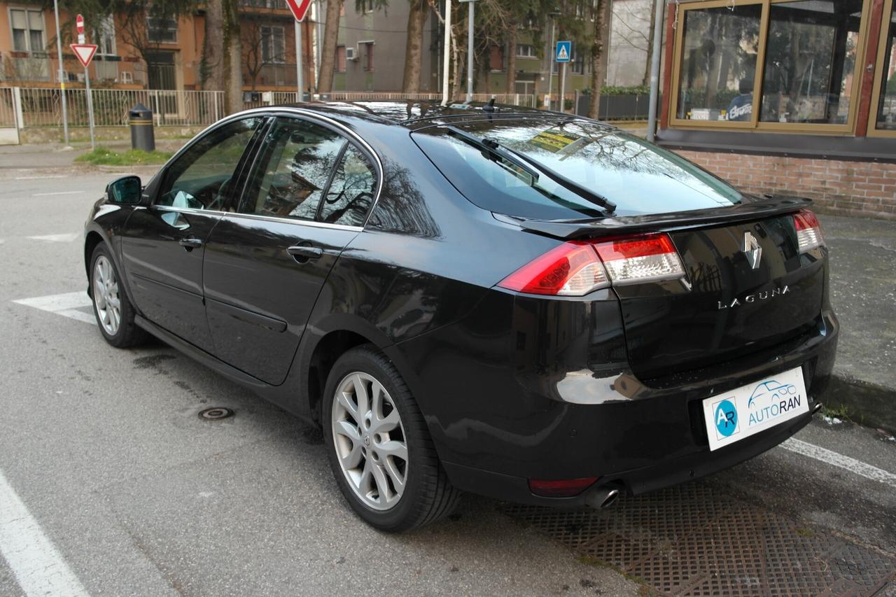 Renault Laguna 2.0 dCi 180CV Initiale