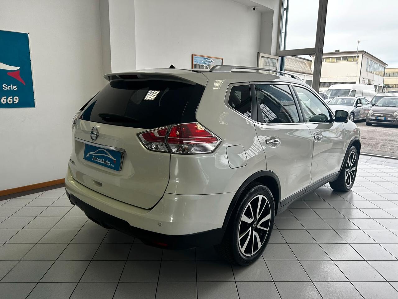 Nissan X-Trail 1.6D 4WD 7 POSTI FULL 2017