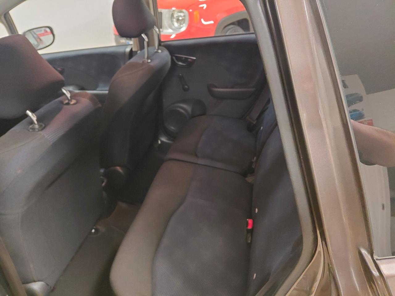 HONDA JAZZ ANNO 2012 BZ 1.2 ADATTA NEOPATENTATI KM 170 MILA