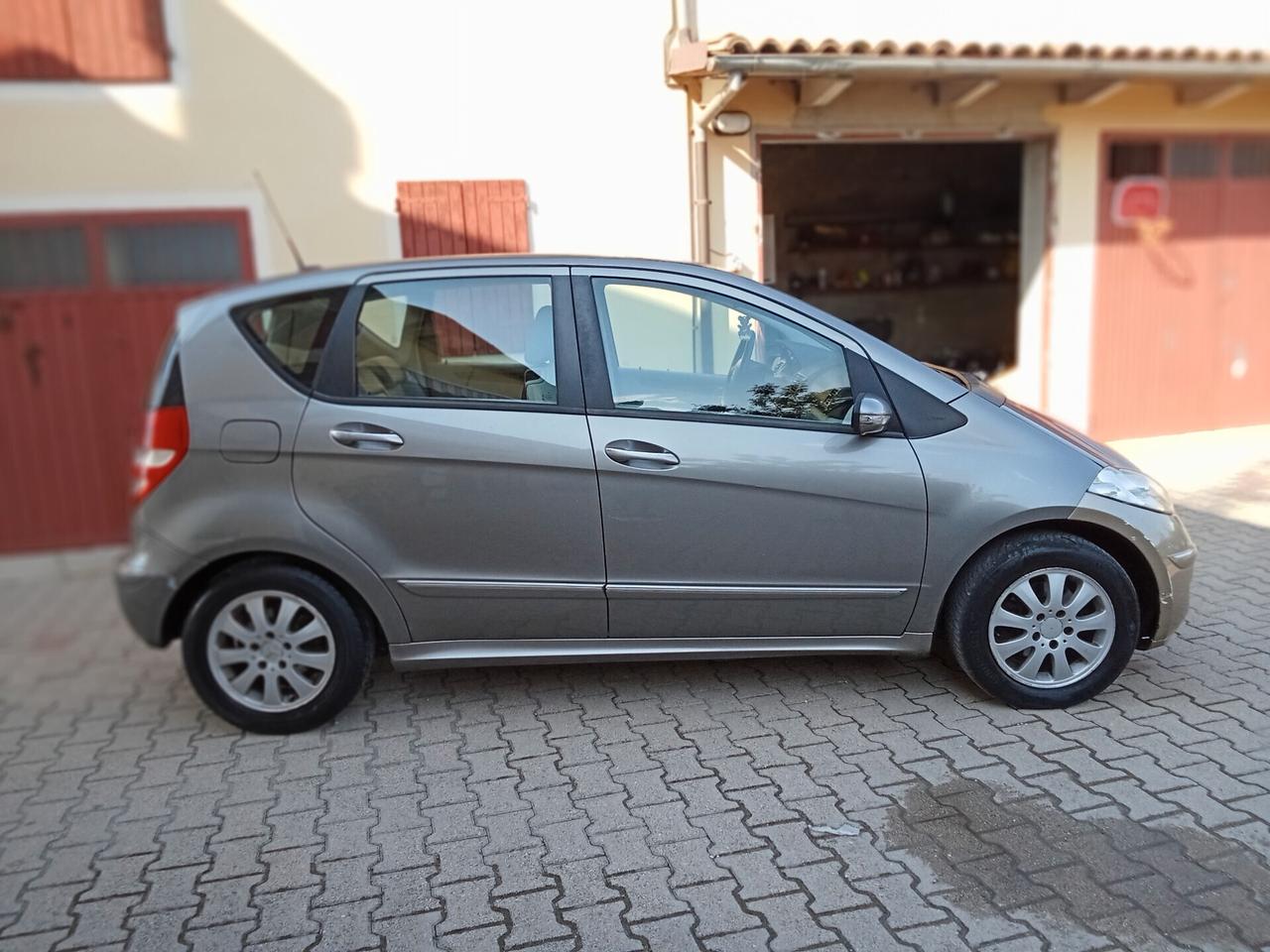 Mercedes-benz A 150~NEOPAT~150.000~GARANZIA~2006