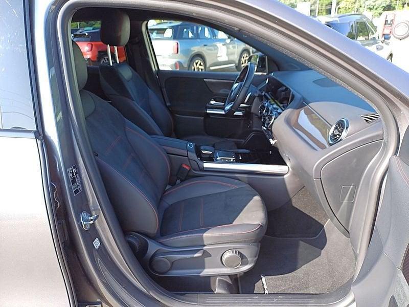 Mercedes-Benz GLA 180 d Premium auto