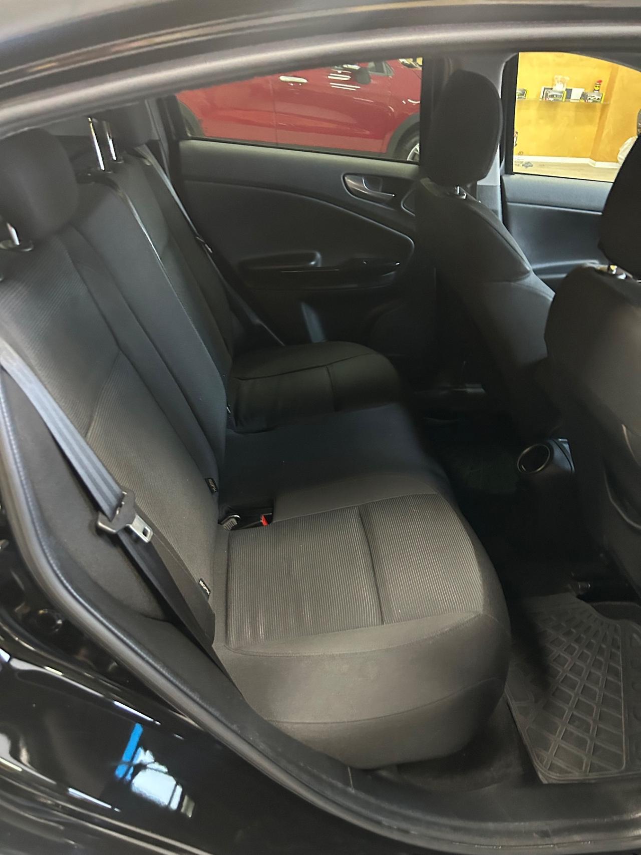 ALFA ROMEO GIULIETTA 1.6 Mjet “X NEOPATENTATI”-2012