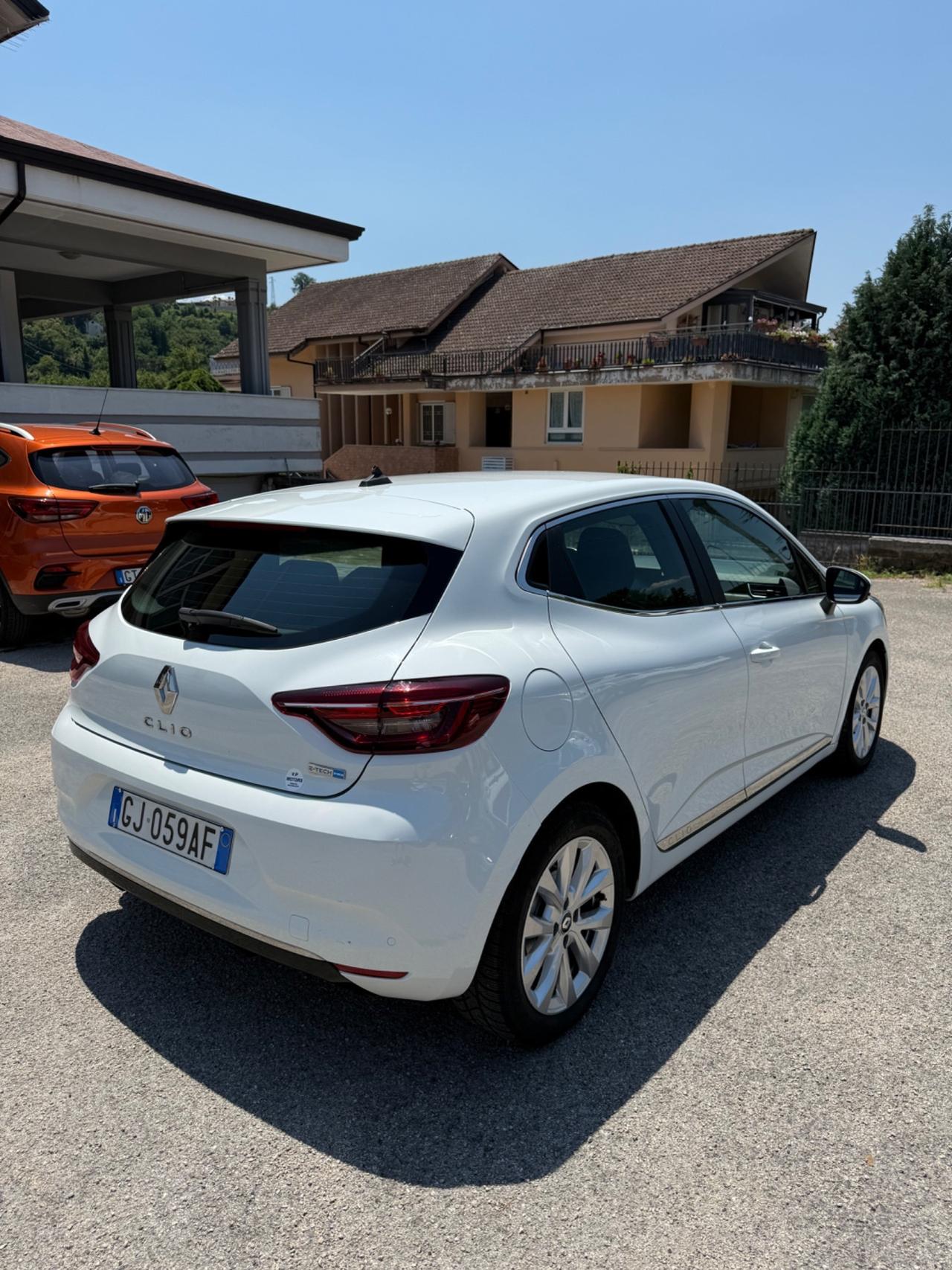Renault Clio Full Hybrid E-Tech 140 CV 5 porte Intens