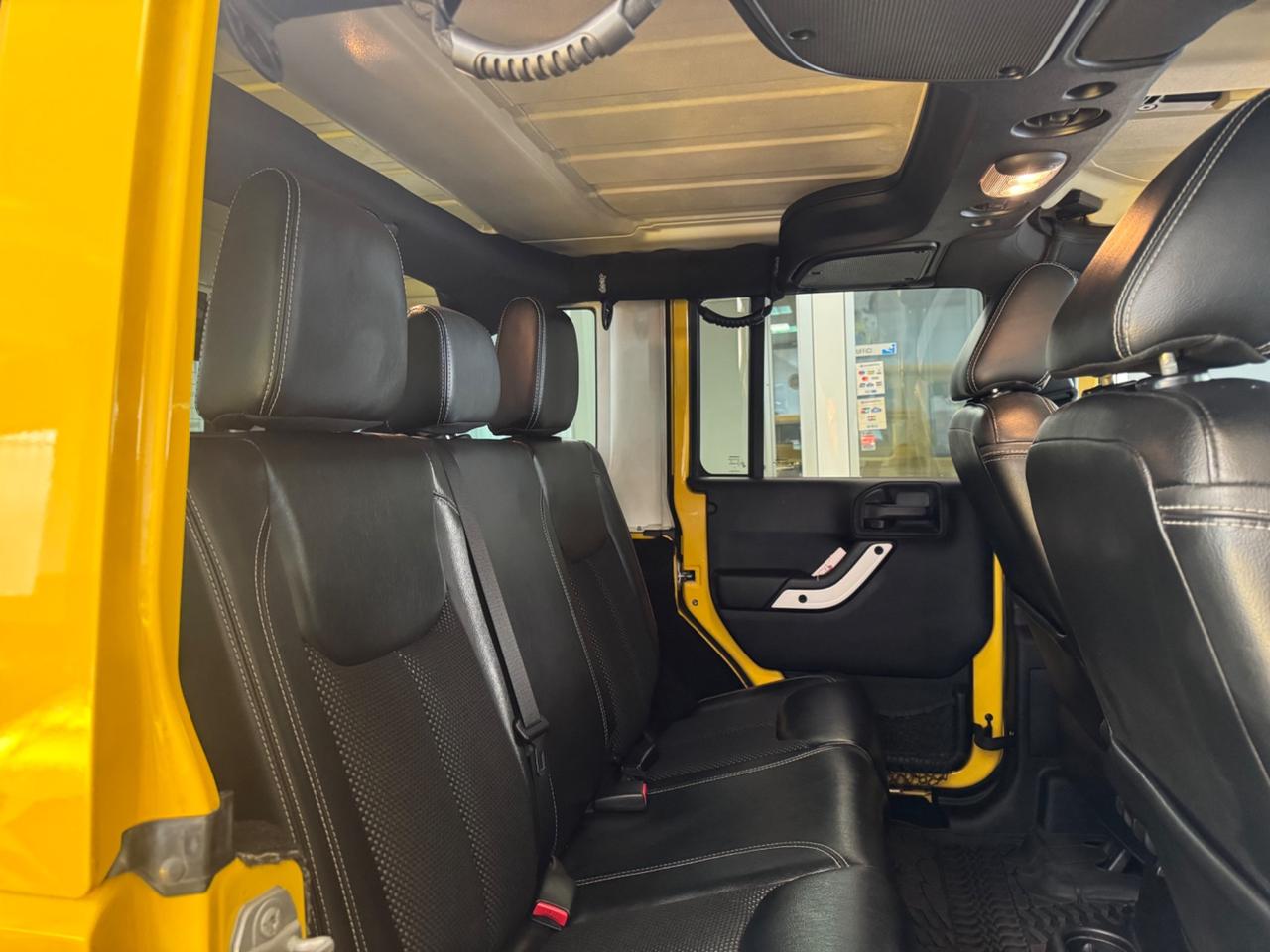 Jeep Wrangler Unlimited 2.8 CRD DPF Sahara