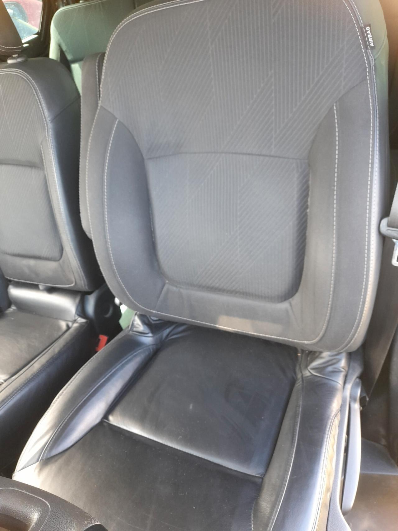 Renault Trafic T27 2.0 dCi 145CV EDC PC-TN Intens Energy