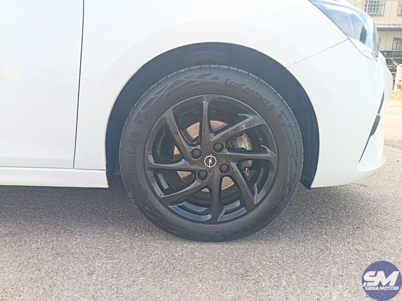 Opel Corsa 1.2 75cv Design & Tech MT5