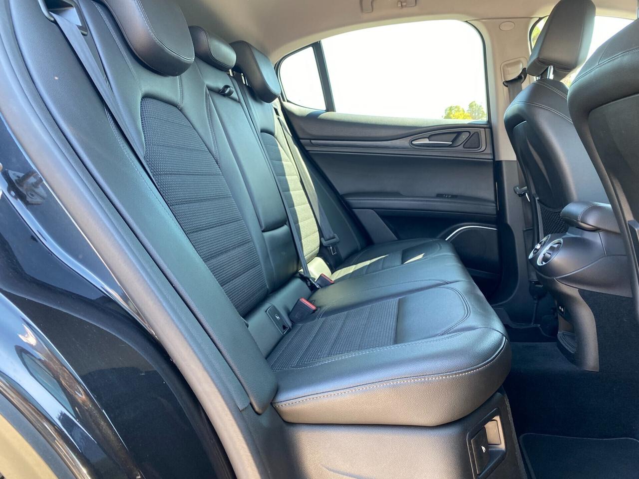 ALFA ROMEO - Stelvio - 2.2 T.diesel 180CV AT8 RWD