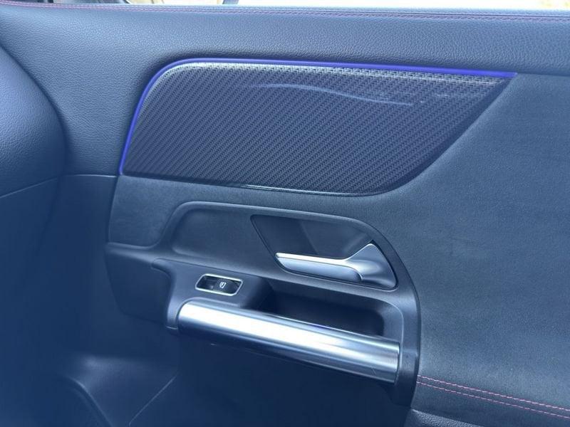 Mercedes-Benz GLA GLA 200 d Automatic Premium