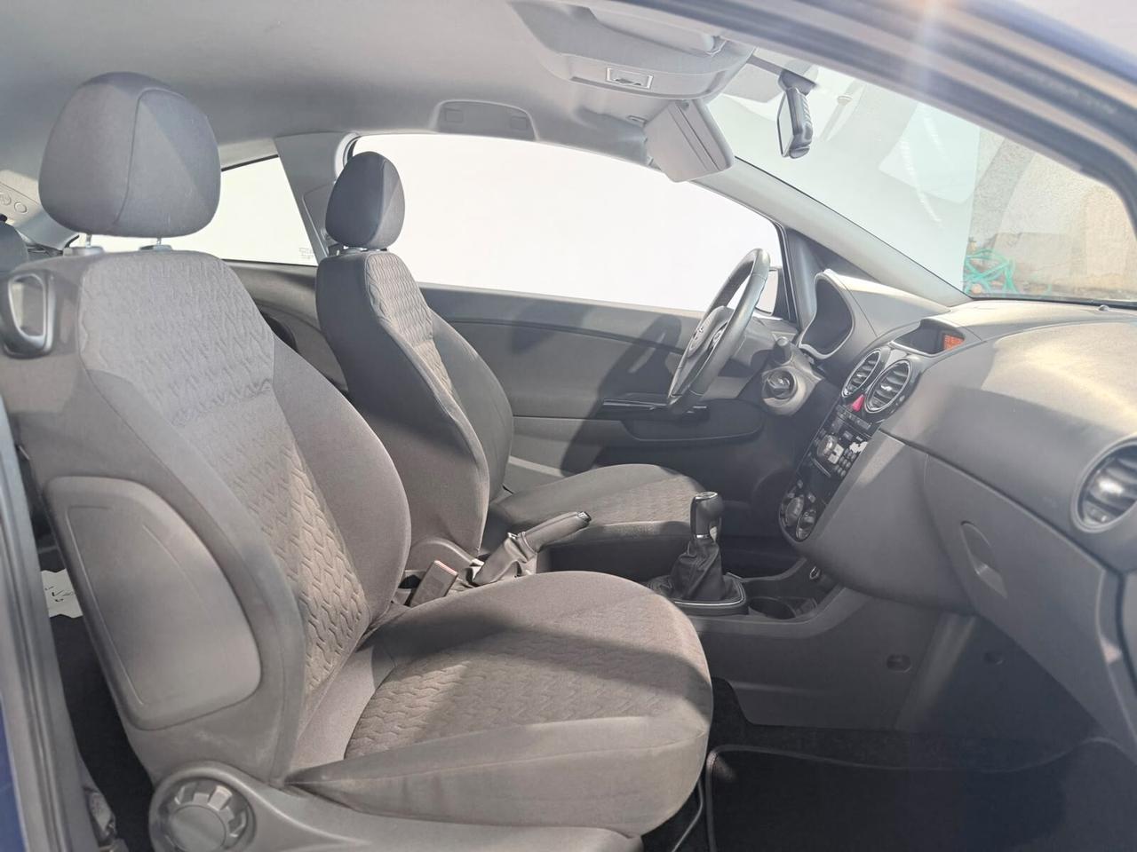 OPEL CORSA 1.2 85CV GPL CASA MADRE