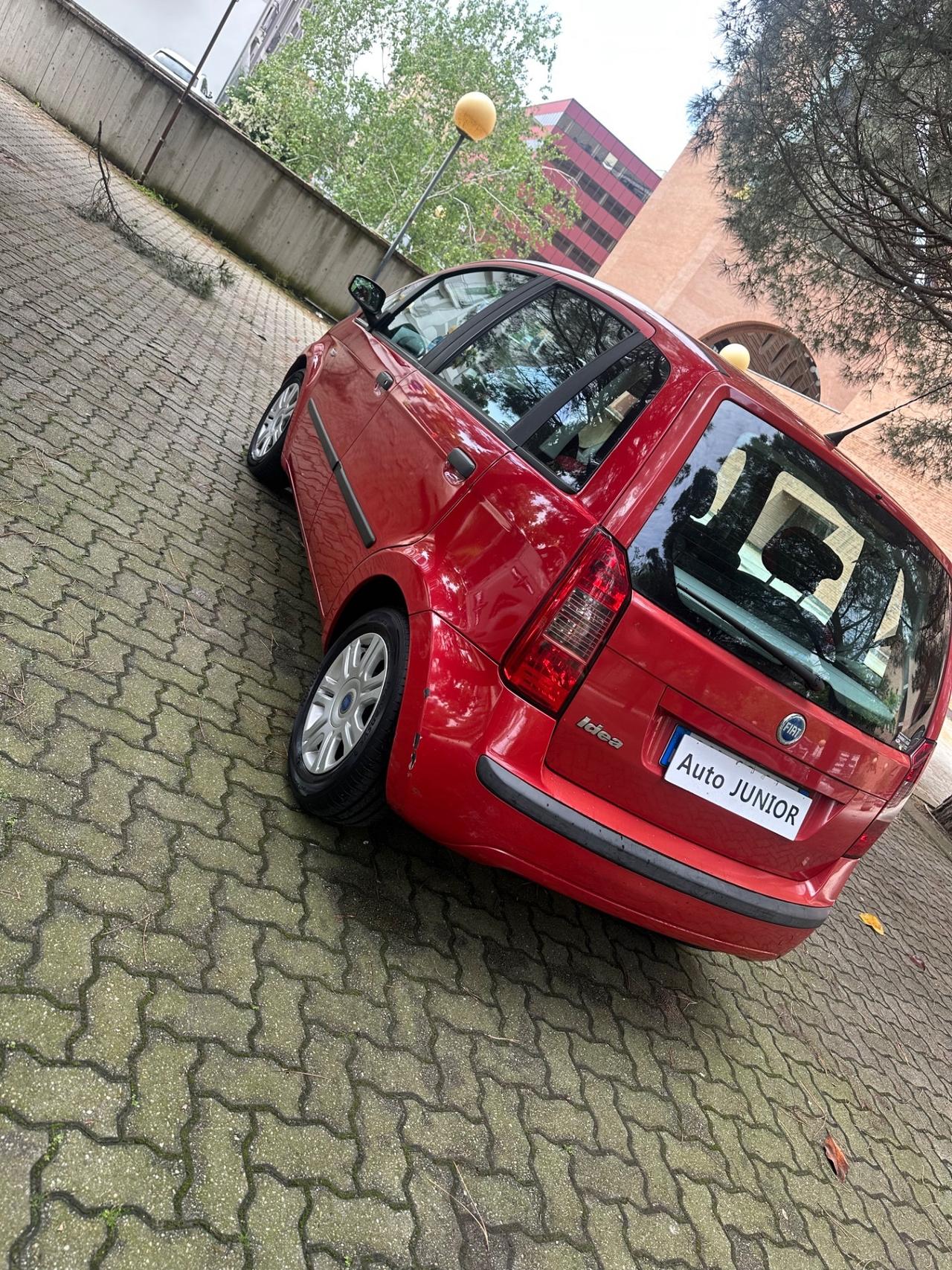 Fiat Idea 1.4 16V Emotion