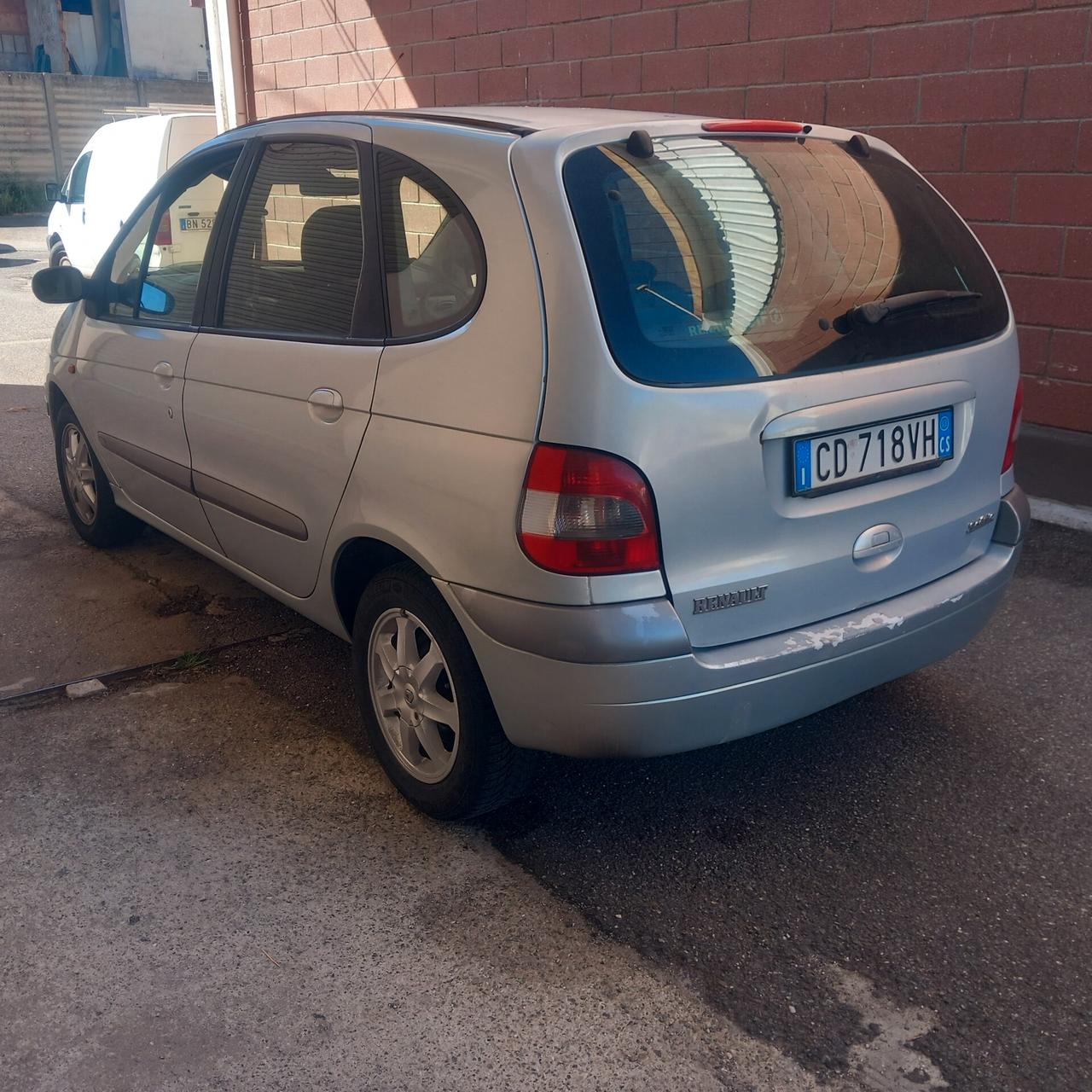 Renault Scenic Grand Scénic 1.9 dCi Luxe Dynamique
