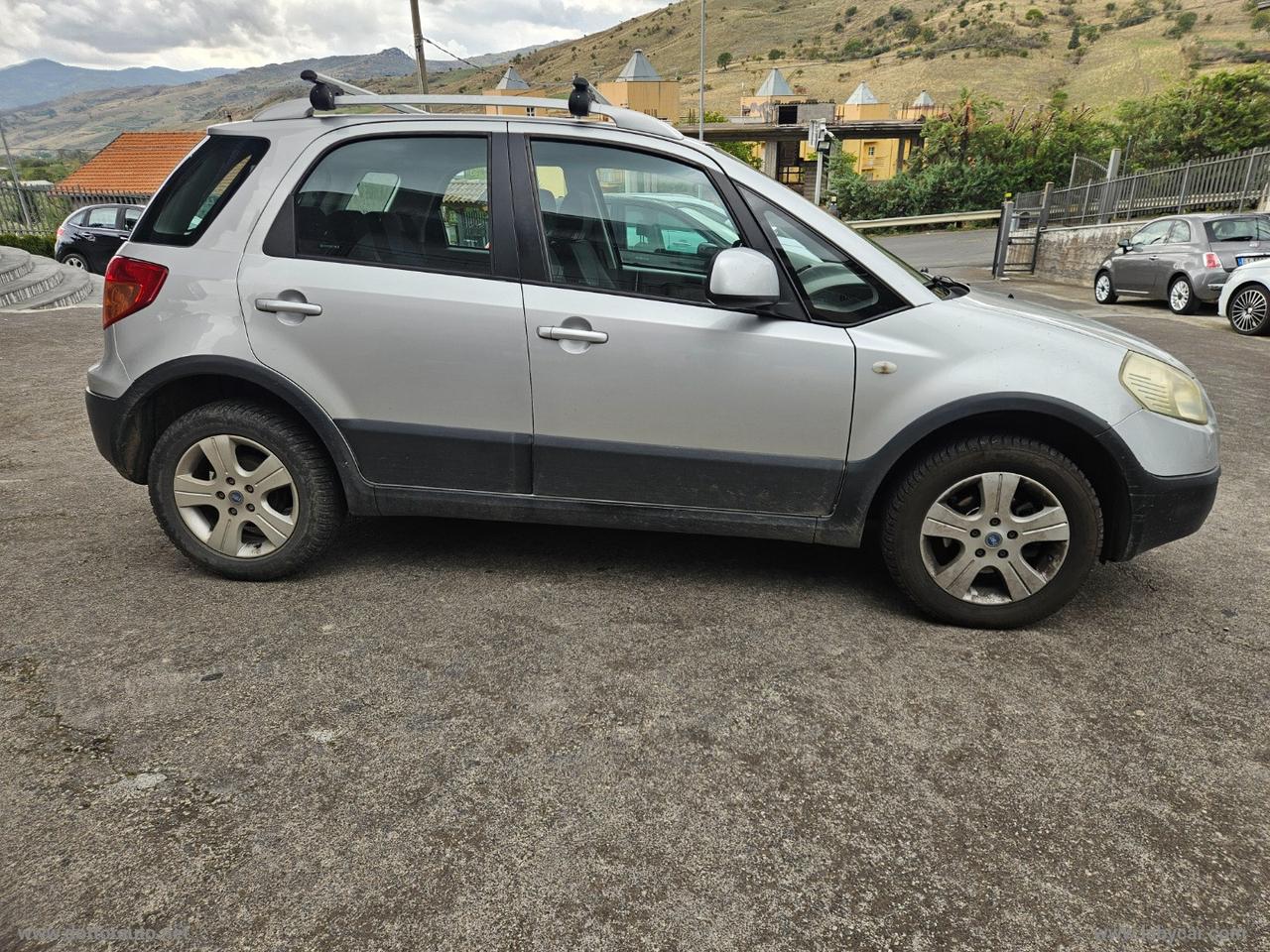 FIAT Sedici 1.9 MJT 4x4 Emotion