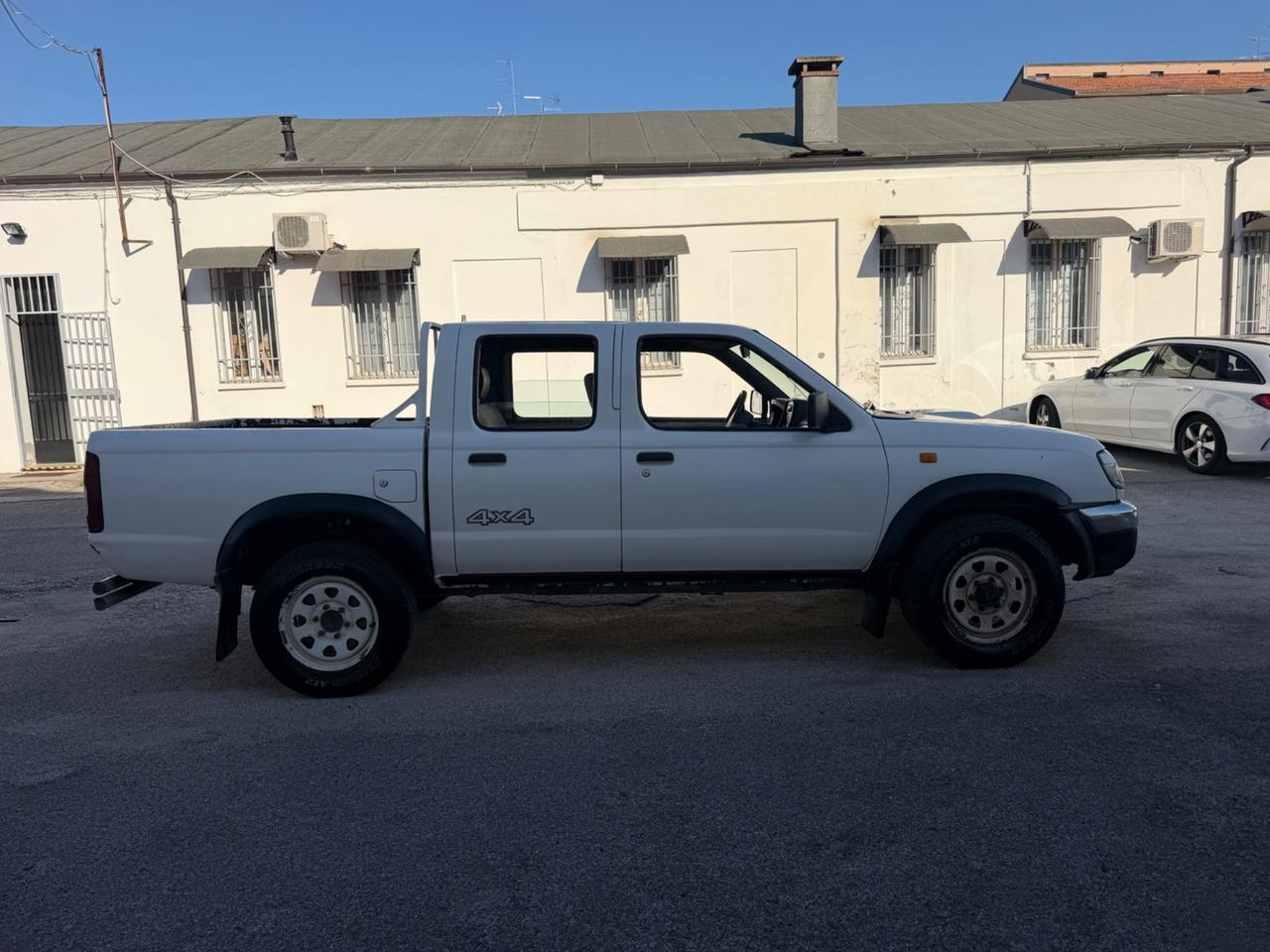Nissan Pick Up Pick-up 2.5 TD 4 porte Double Cab Navara
