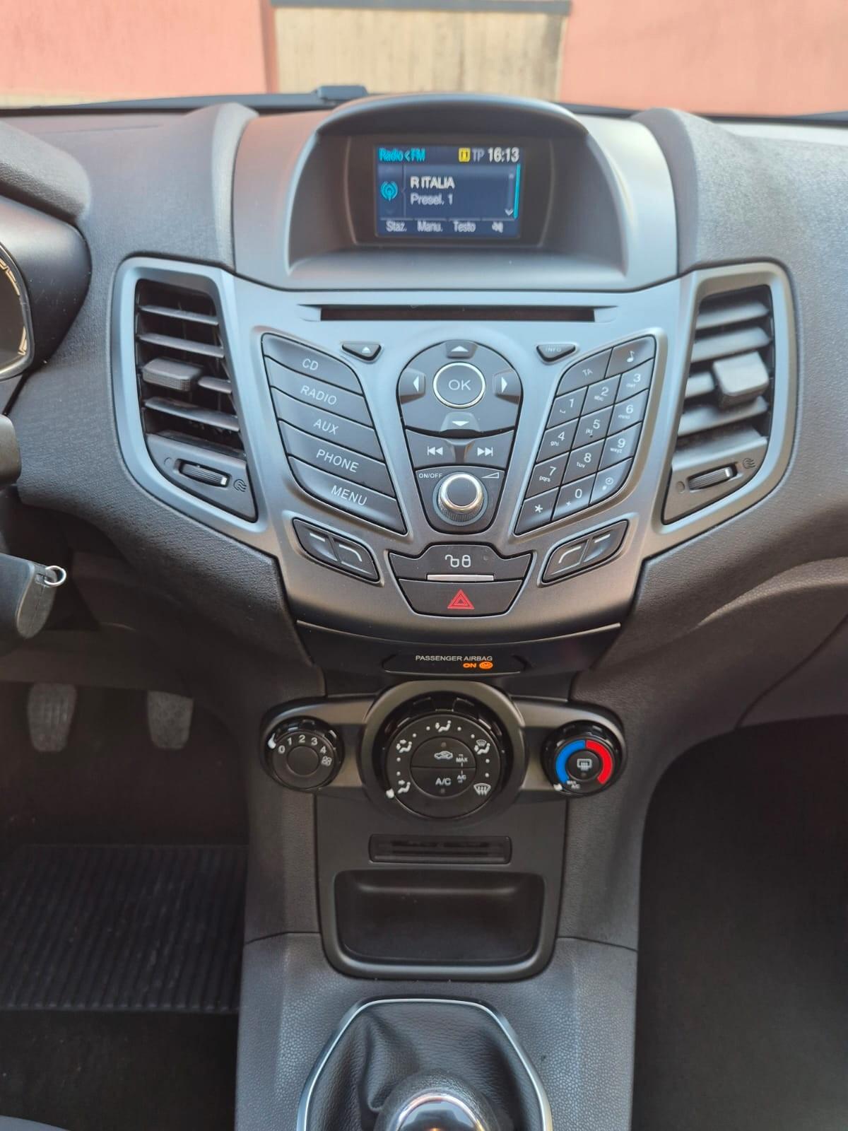 Ford Fiesta 1.5 TDCi 95CV 5 porte Business