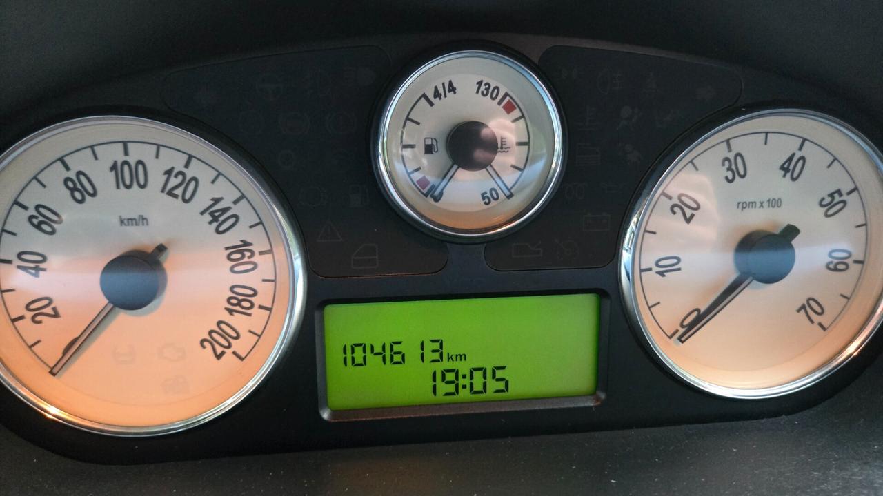 Lancia Ypsilon 1.2 Neopatentati 104600Km Euro4