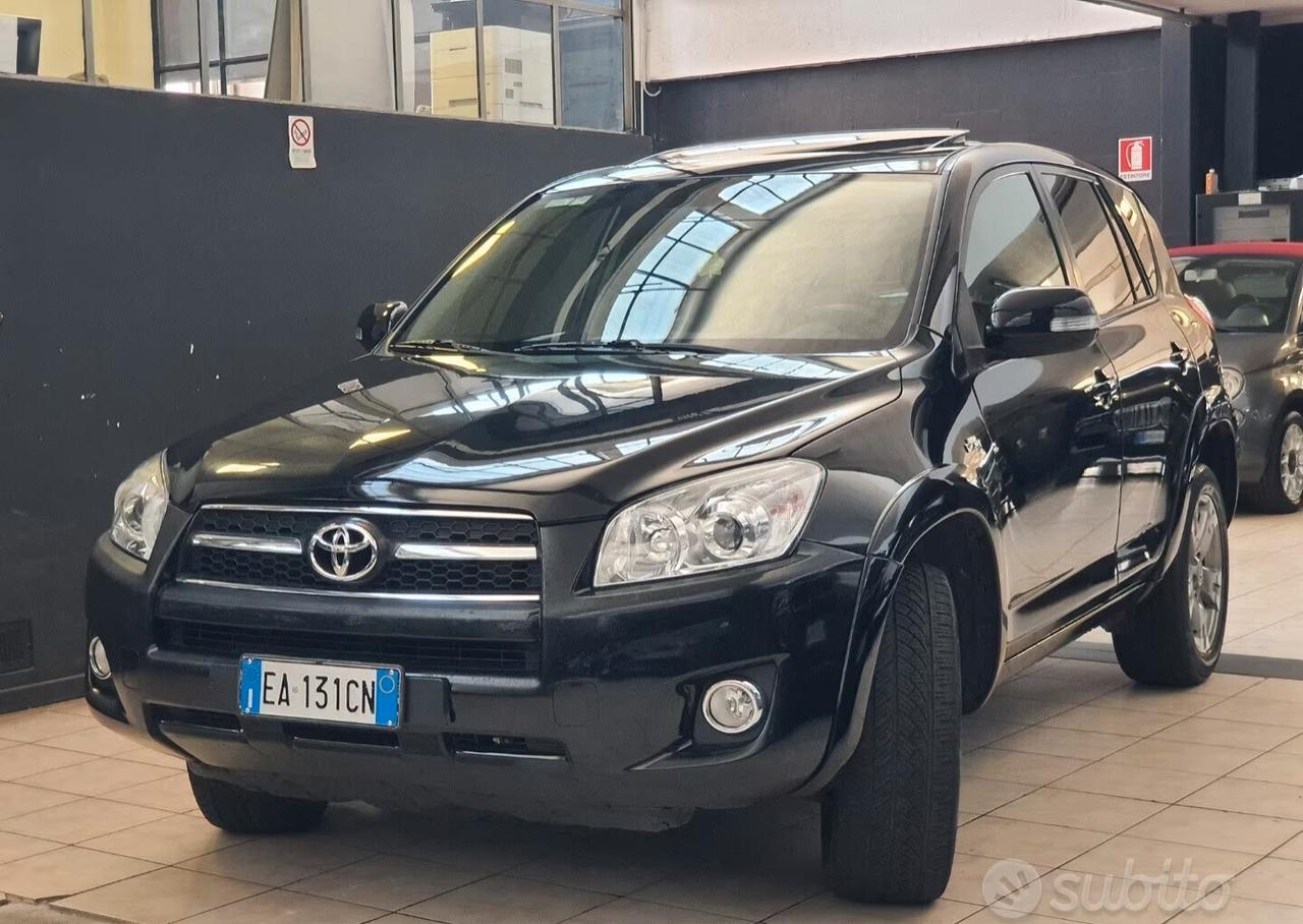 TOYOTA Rav4 Crossover 2.200 D-Cat A/T 150cv 4WD
