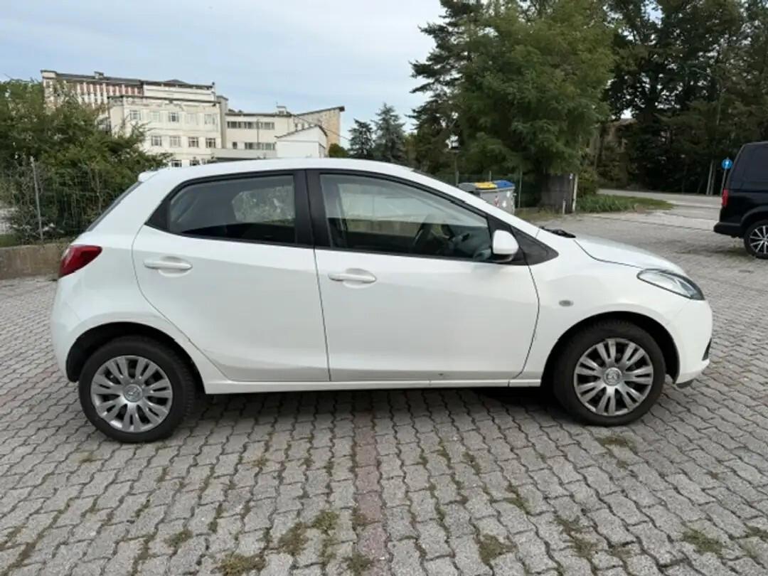 Mazda 2 Mazda2 1.3 16V 75CV 5p. Easy Clima