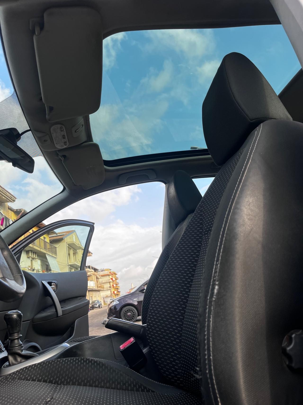 Nissan Qashqai 1.5 dci Full optional Uniproprietario