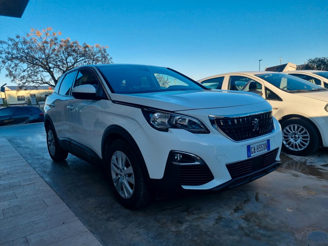 Peugeot 3008 BlueHDi 130 S&S EAT8 Business