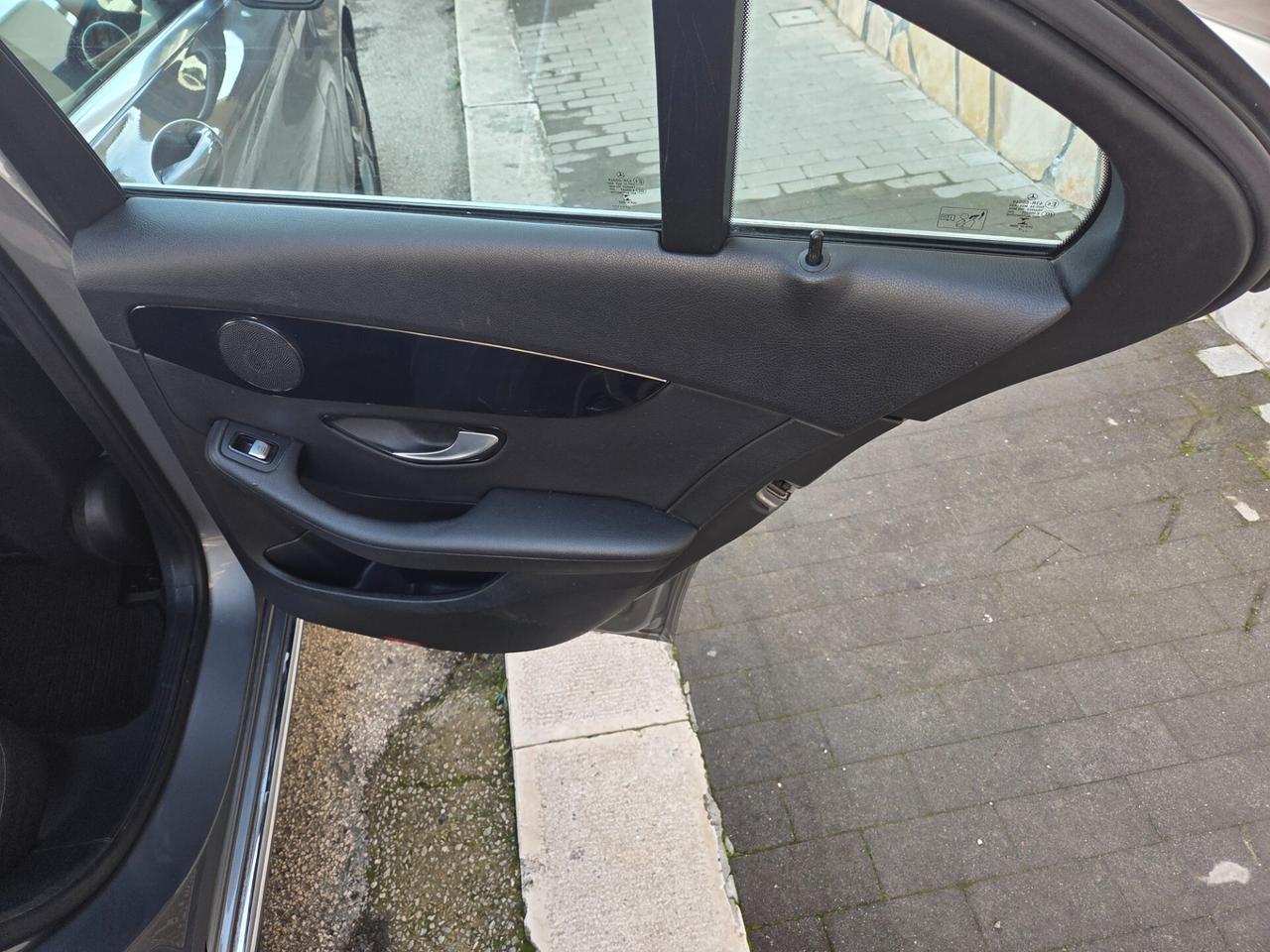 MERCEDES C220 2.2 170 CV LED FULL OPT KM CERTIF