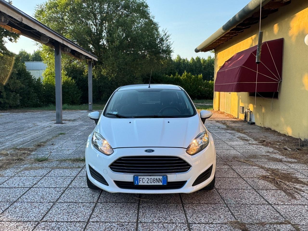 Ford Fiesta 1.5 TDCi 75CV 5 porte Business