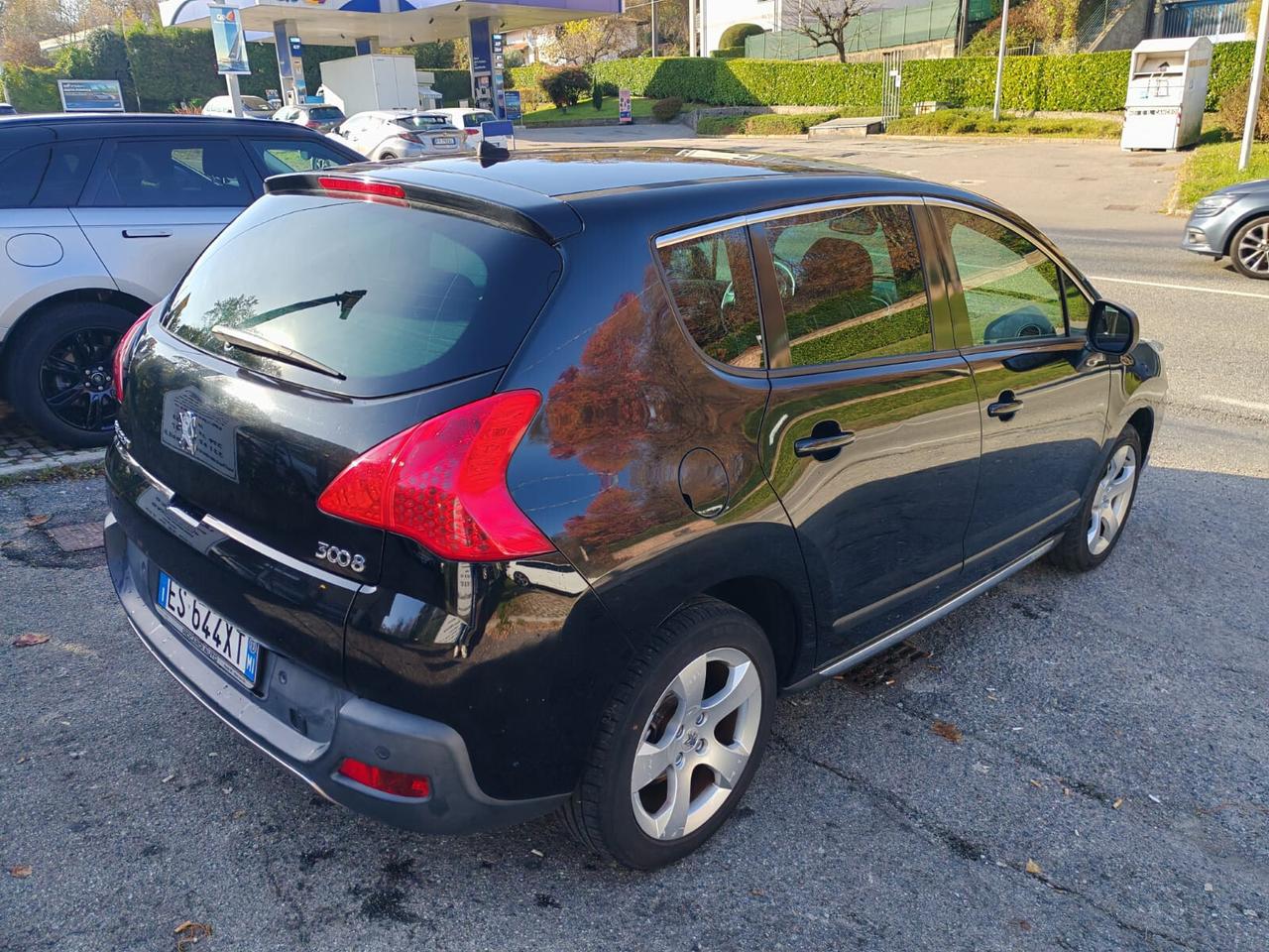 Peugeot 3008 1.6 HDi 115CV Allure
