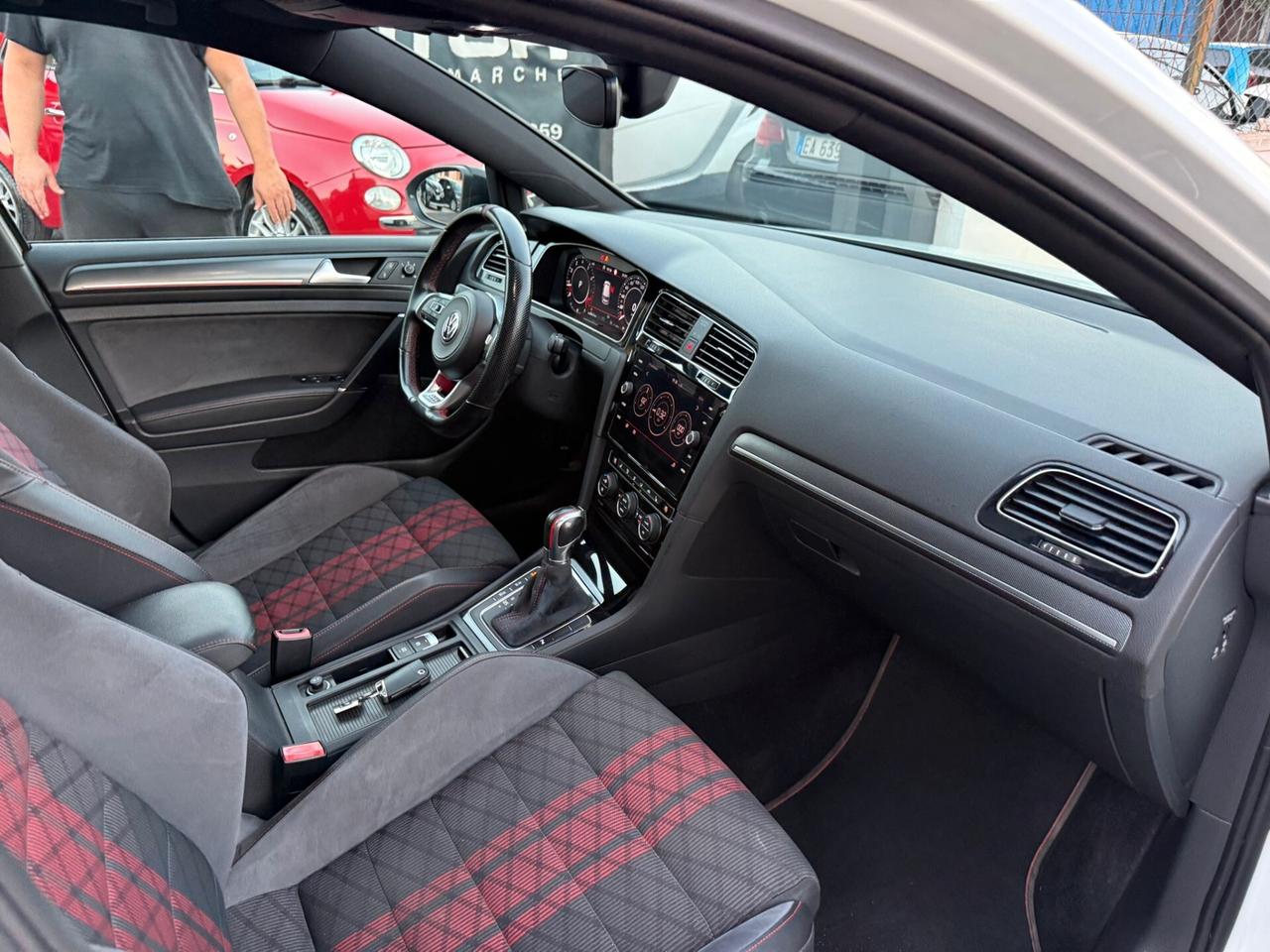 Volkswagen Golf GTI 2.0 TSI TCR DSG 5p. - Tutto incluso - Superprezzo