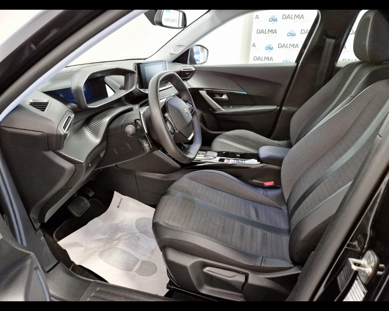 PEUGEOT 2008 II 2020 - 2008 1.2 puretech Allure Pack s&s 130cv eat8