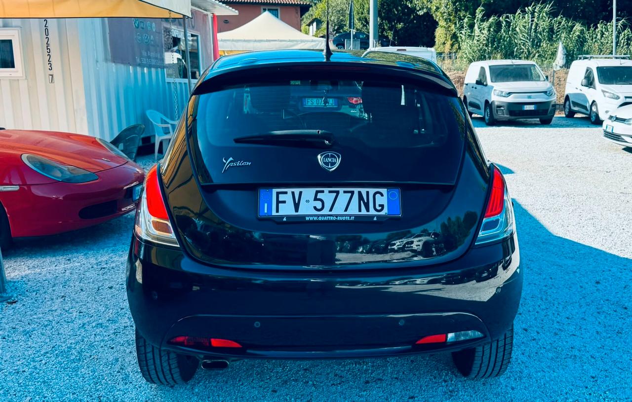 Lancia Ypsilon 1.2 69 CV 5 porte S&S Platinum