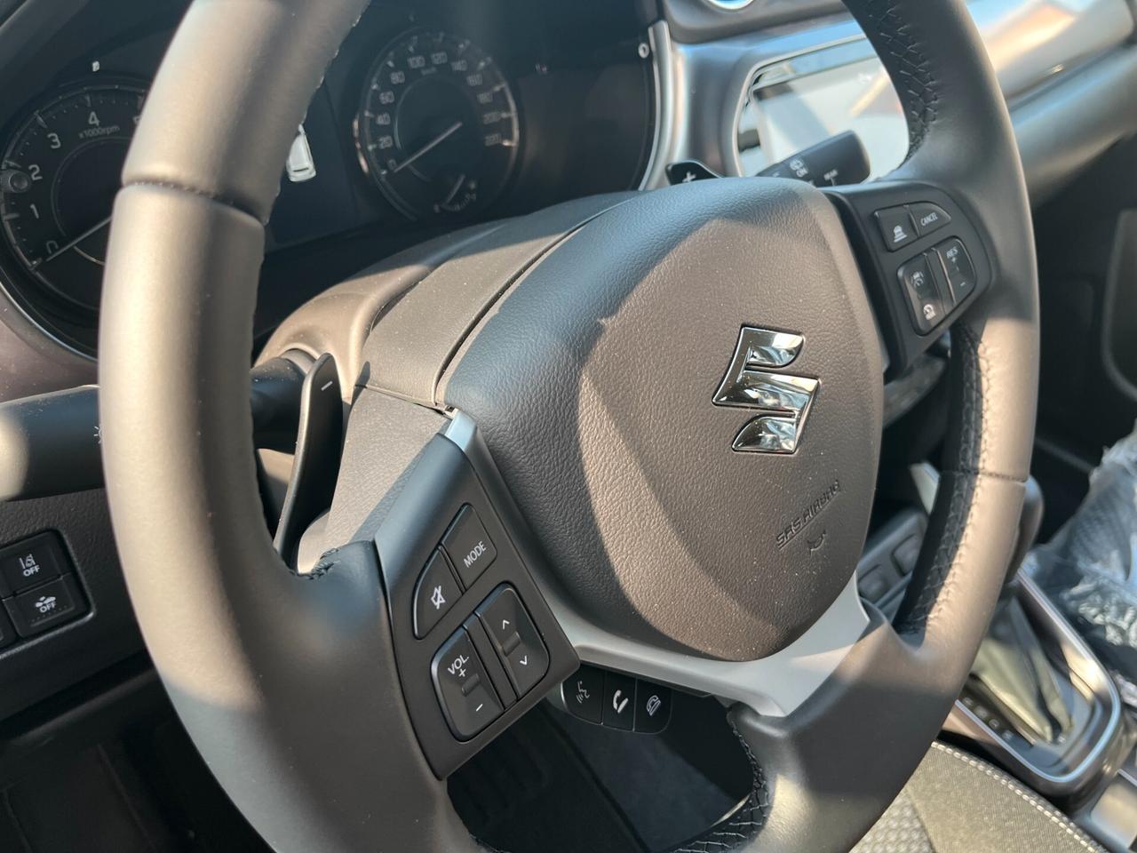 Suzuki Vitara 1.4 Hybrid Cool+ AT - KM0