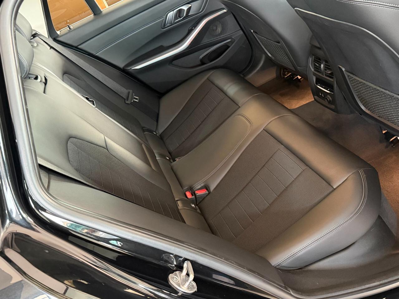 Bmw 318 D 150 cv. Touring Auto SPORT (Nav)