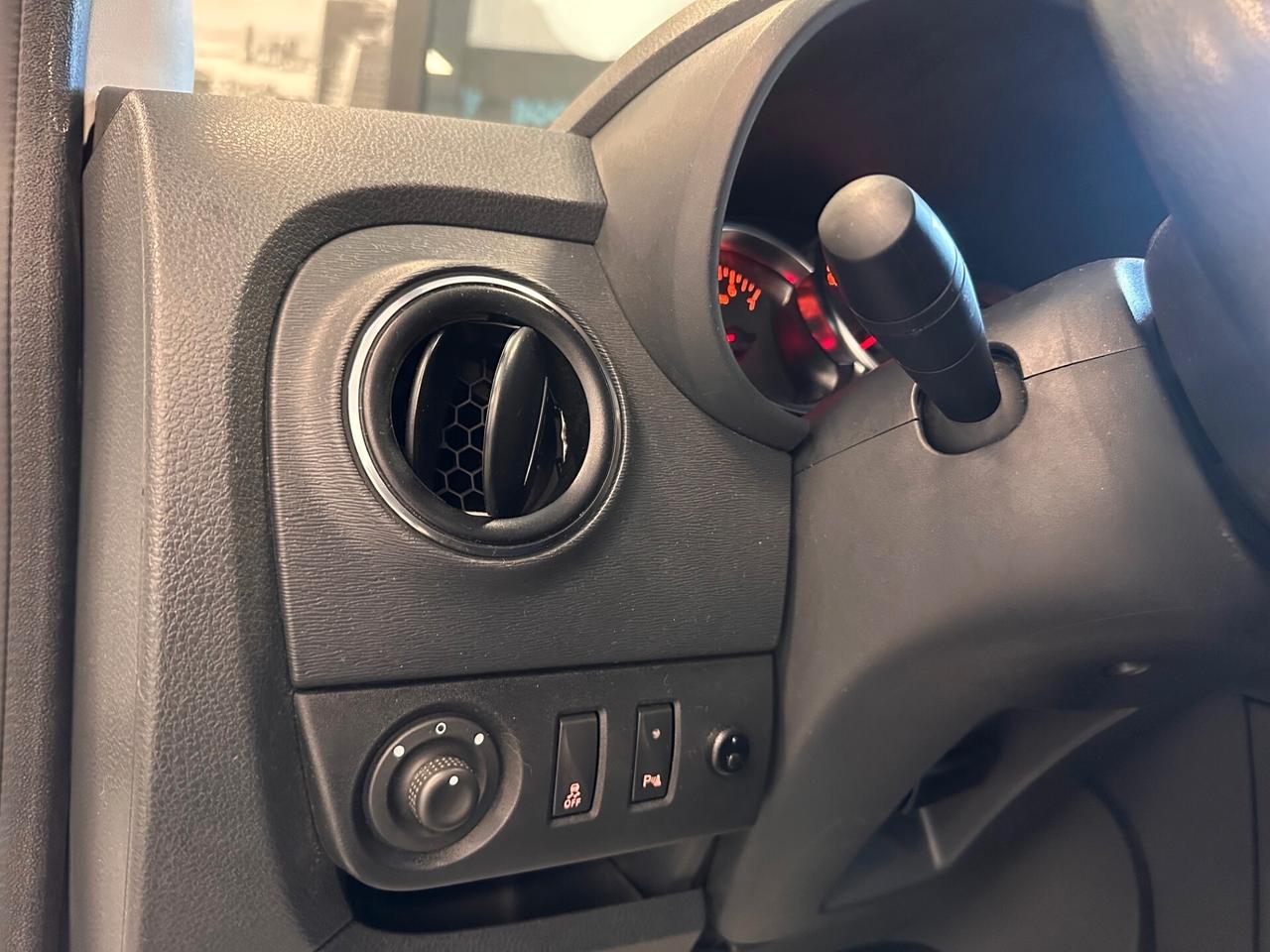 DACIA LODGY 1.6 BENZINA 7 POSTI (59000 MILA KM )