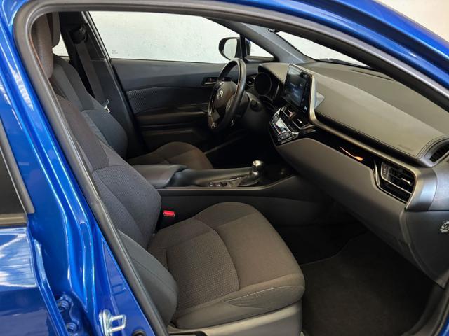 TOYOTA C-HR 1.8 Hybrid E-CVT Business