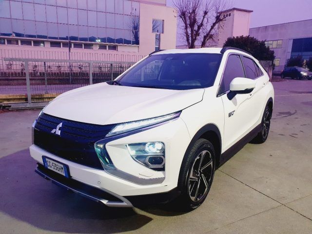 MITSUBISHI Eclipse Cross 2.4 MIVEC 4WD PHEV Instyle SDA